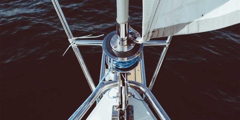 打造宠物友好型家居：爱板凳的低矮设计与耐磨表面如何完美融入猫狗共同生活空间