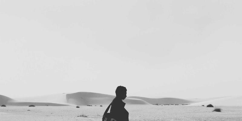 爱板凳14：生活美学与现代家具设计的诗意共鸣