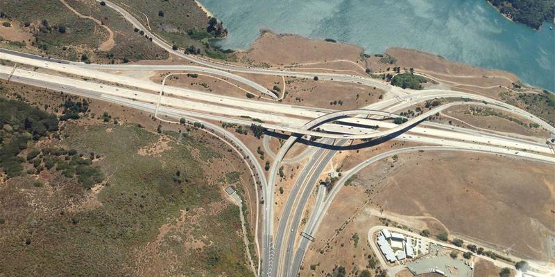 爱板凳与人体工学：揭秘现代家具中舒适坐姿的科学设计原则